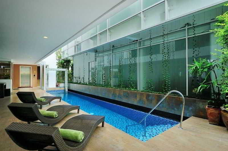 Nantra Retreat And Bangkok